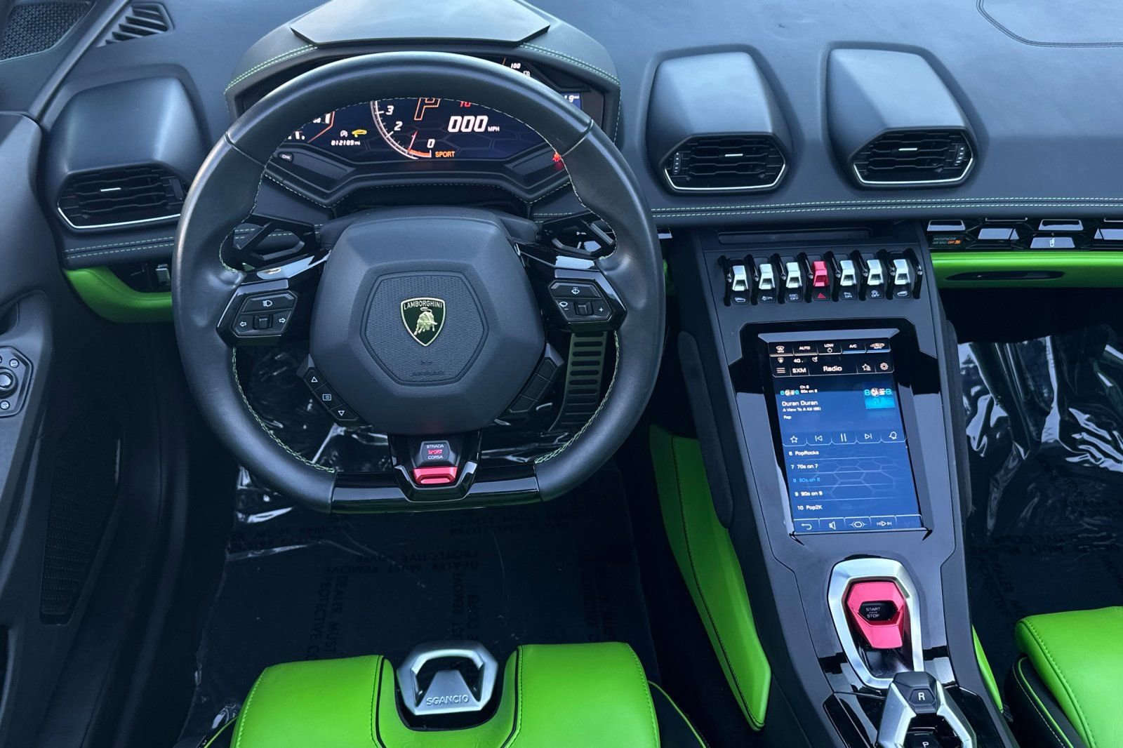 Used 2021 Lamborghini Huracan EVO image 29