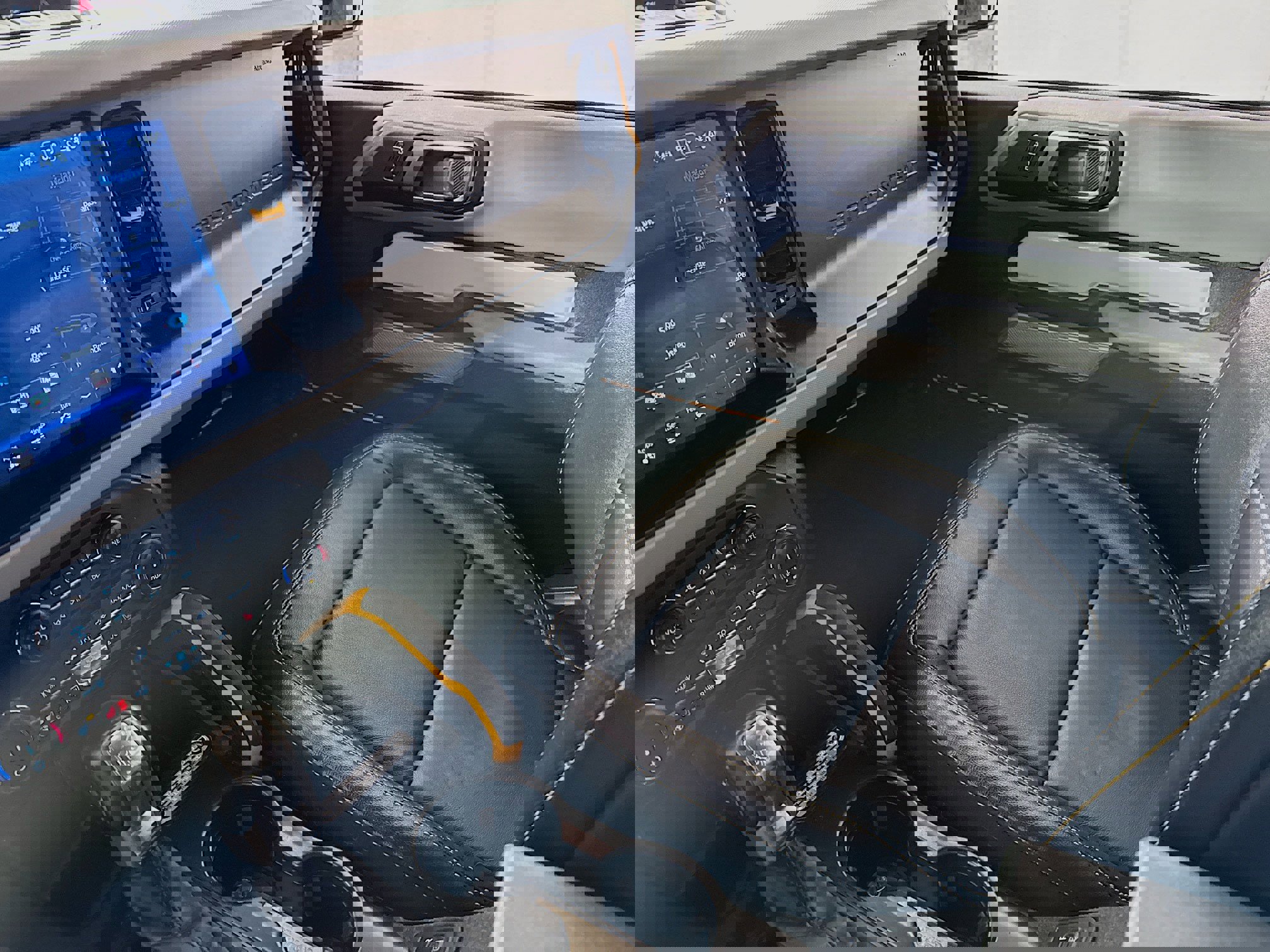 Used 2022 Ford Bronco Badlands image 23