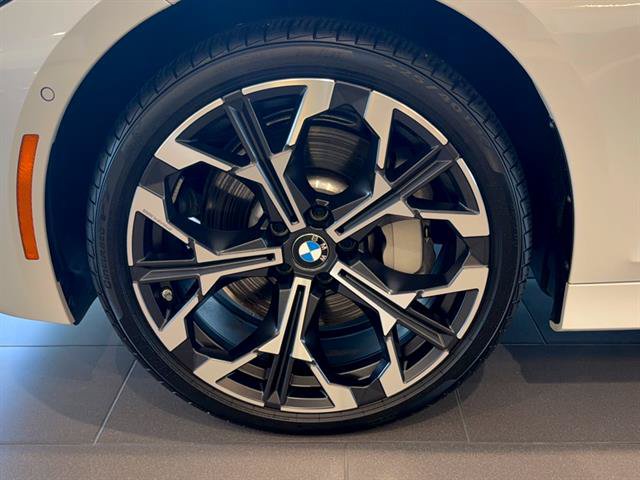 New 2025 BMW 330i xDrive Sedan w/ Premium Package AWD/4WD image 50