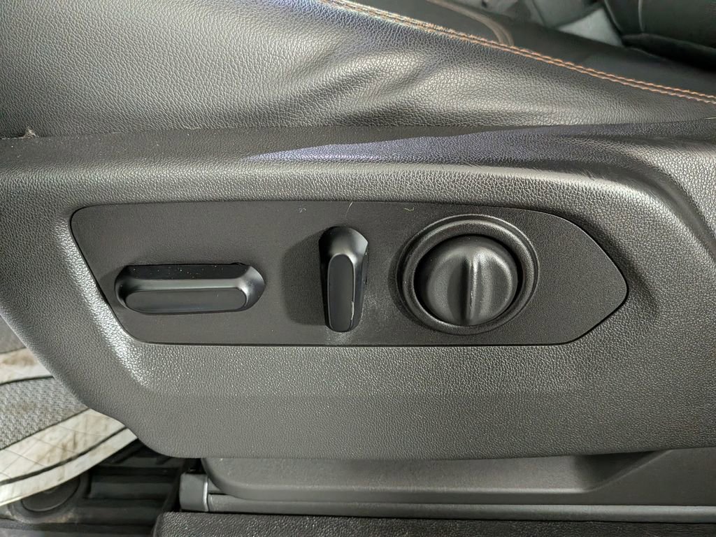 Used 2020 GMC Sierra 2500 AT4 w/ Technology Package image 20