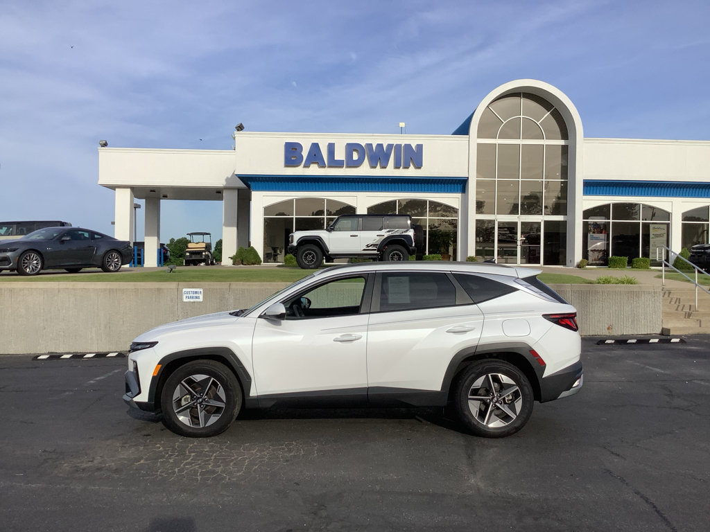 Used 2025 Hyundai Tucson SEL FWD image 4