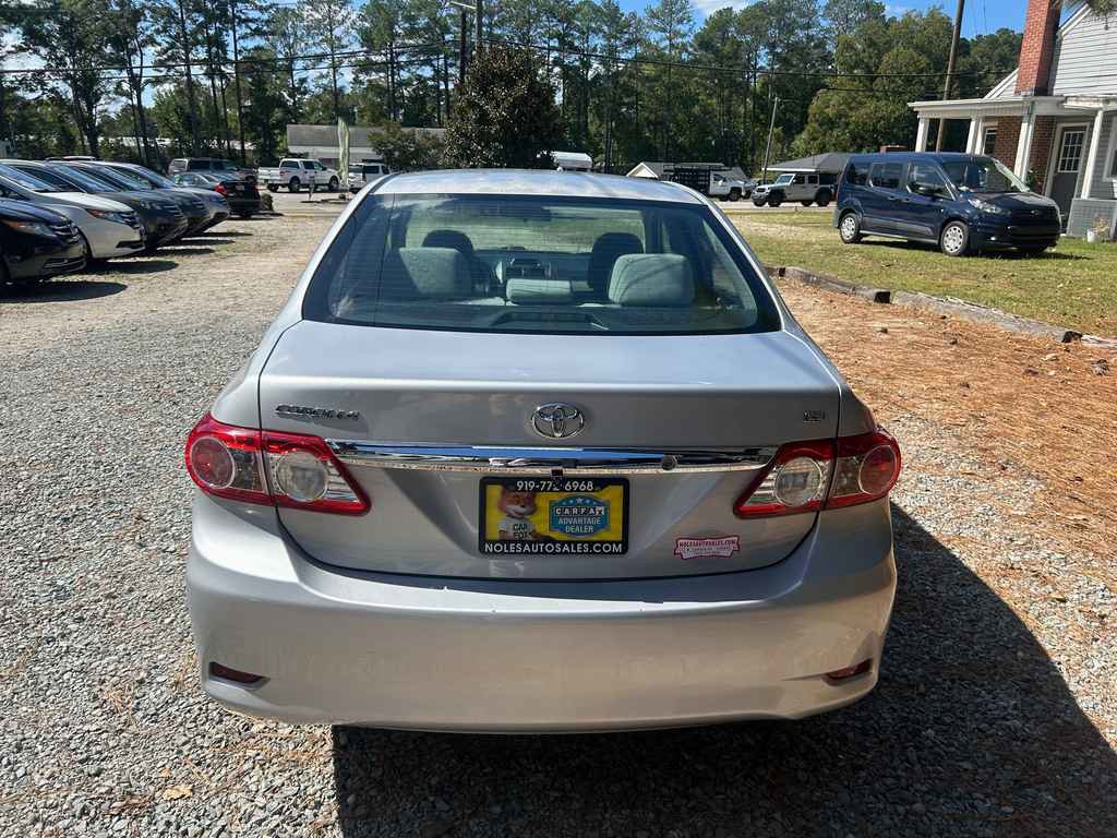 Used 2012 Toyota Corolla LE image 5
