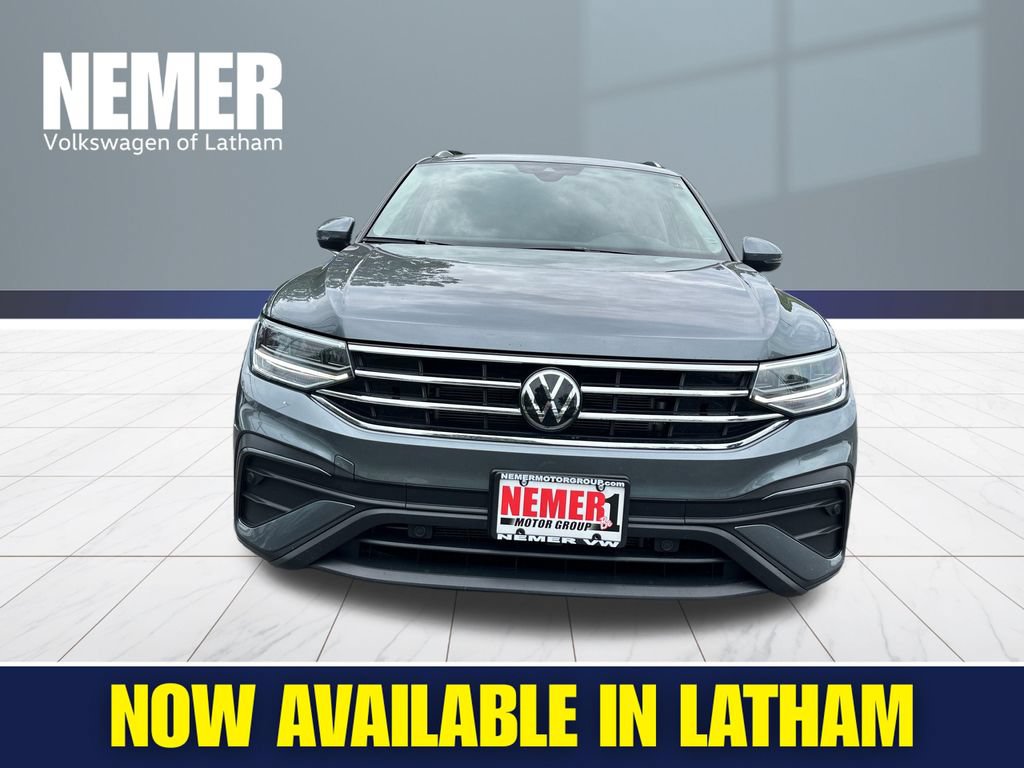 Certified 2024 Volkswagen Tiguan SE AWD/4WD image 6