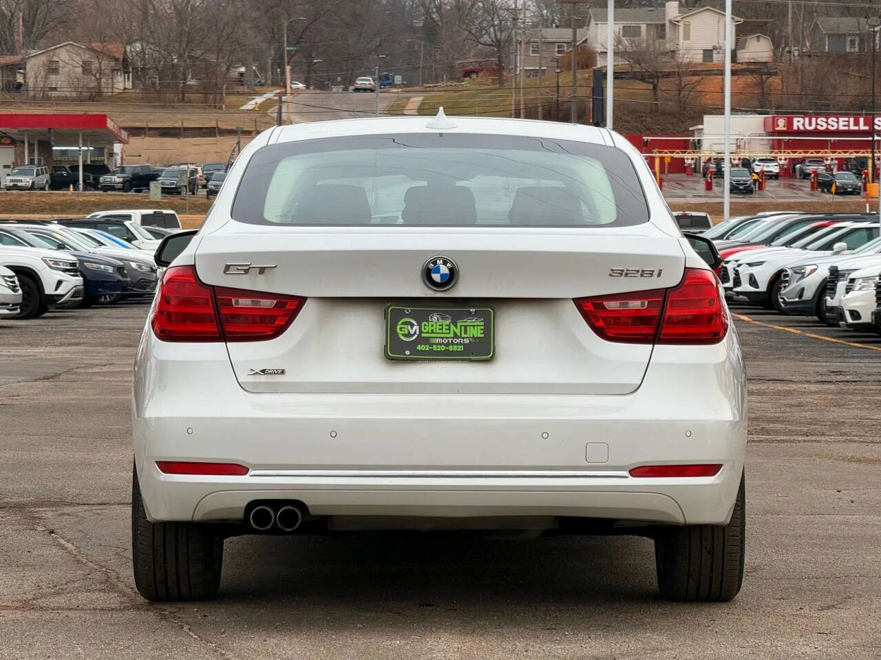 Used 2015 BMW 328i Gran Turismo xDrive image 4