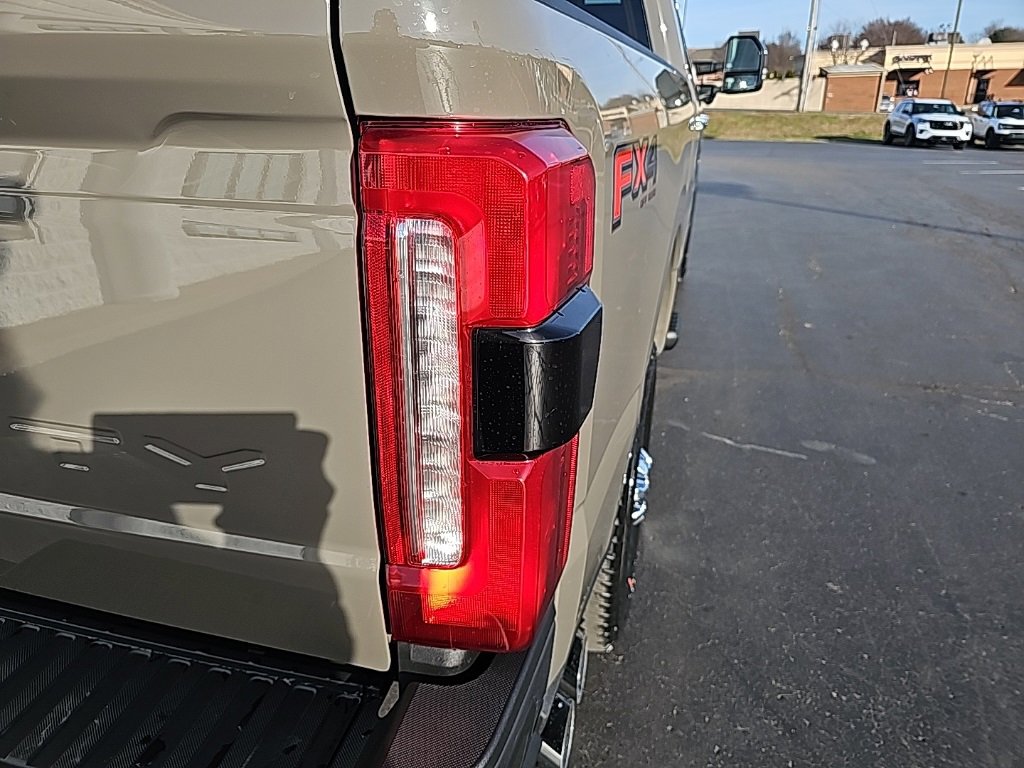 New 2026 Ford F250 Lariat w/ Lariat Ultimate Package image 6