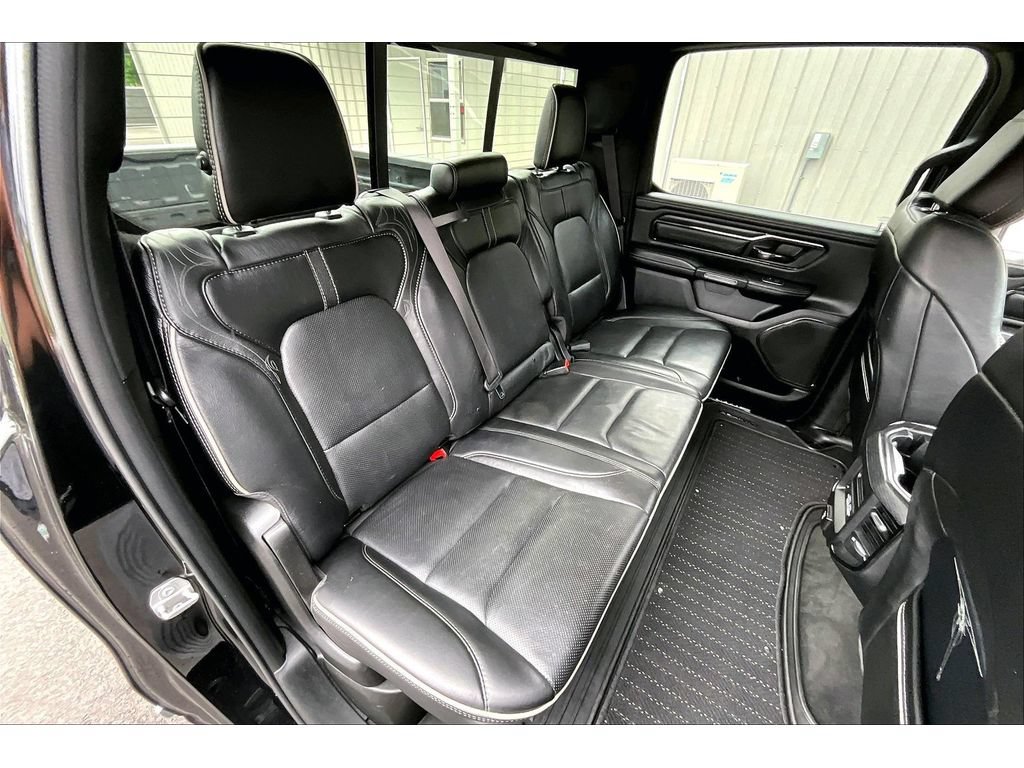 Used 2022 RAM 1500 Limited w/ Body-Colour Bumper Group AWD/4WD image 26