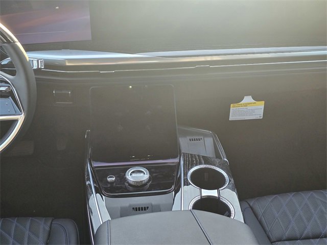 New 2025 Cadillac Escalade IQ Luxury 1 w/ Smart Trailering package image 17