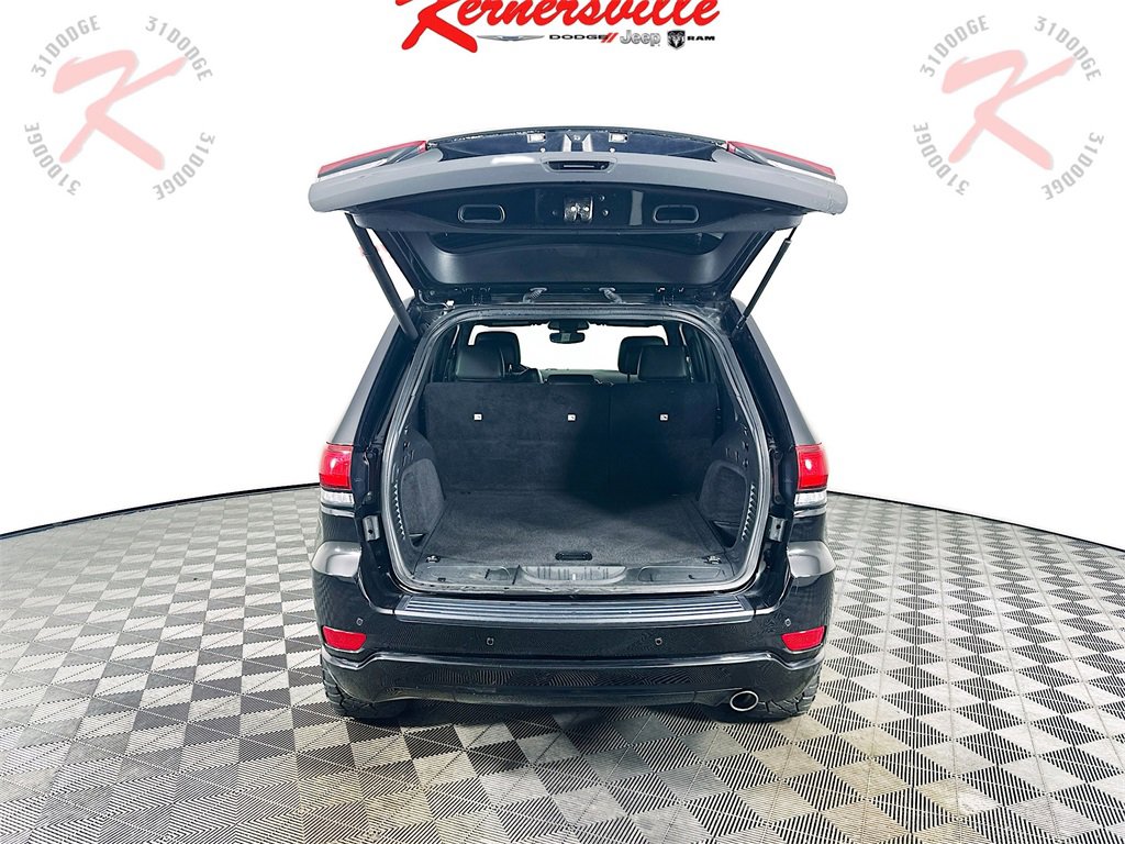 Used 2020 Jeep Grand Cherokee Altitude image 30