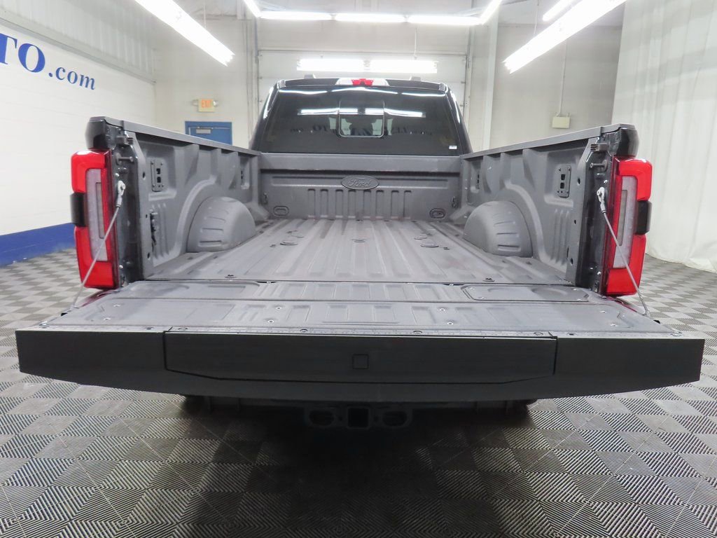 Used 2025 Ford F250 Platinum image 47