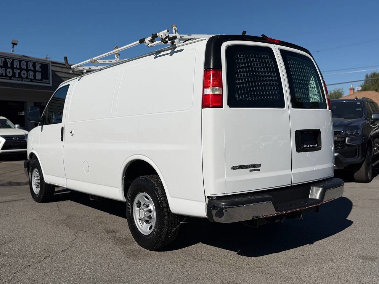 Used 2014 Chevrolet Express 2500 image 58
