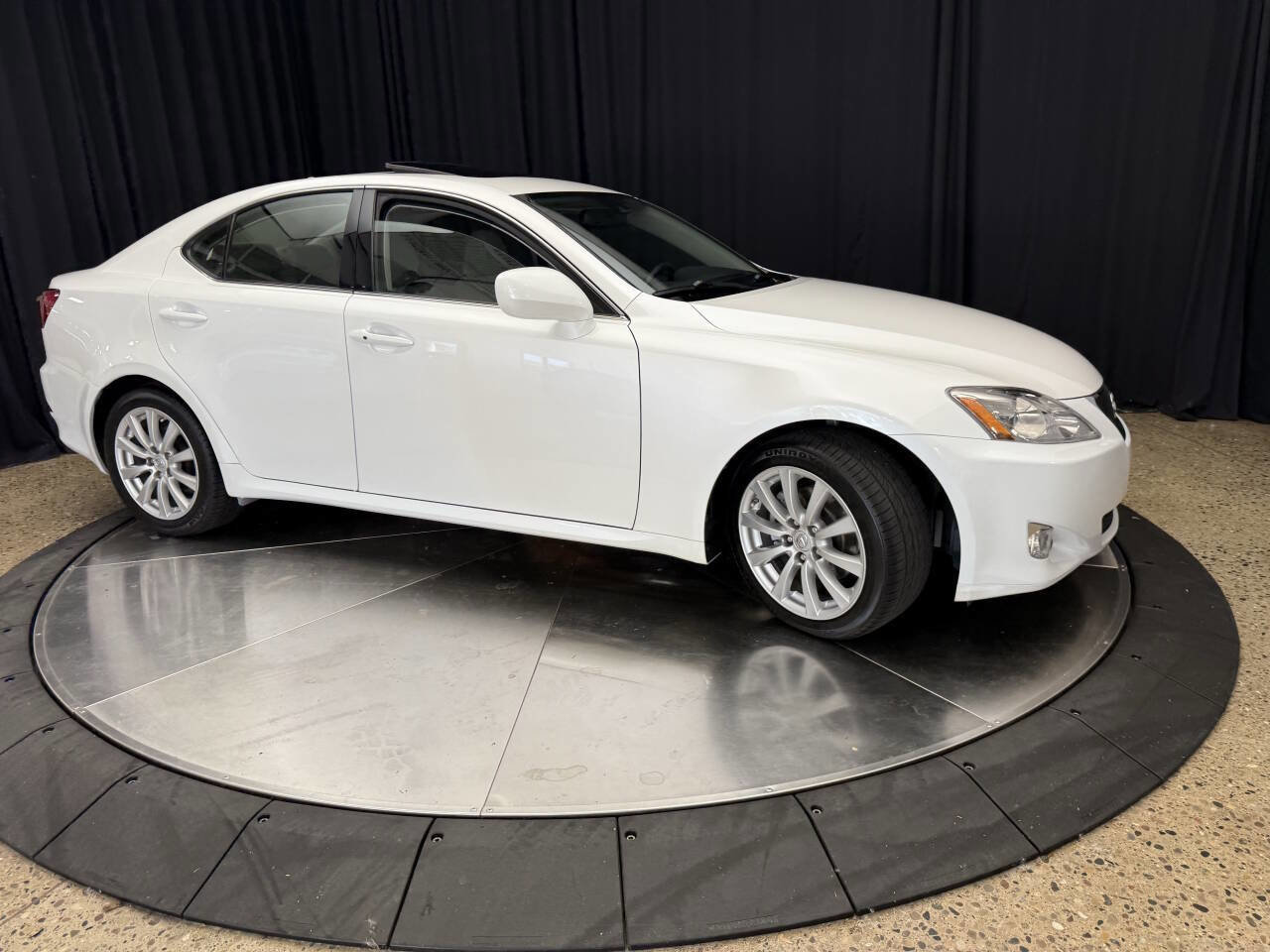 Used 2008 Lexus IS 250 image 9