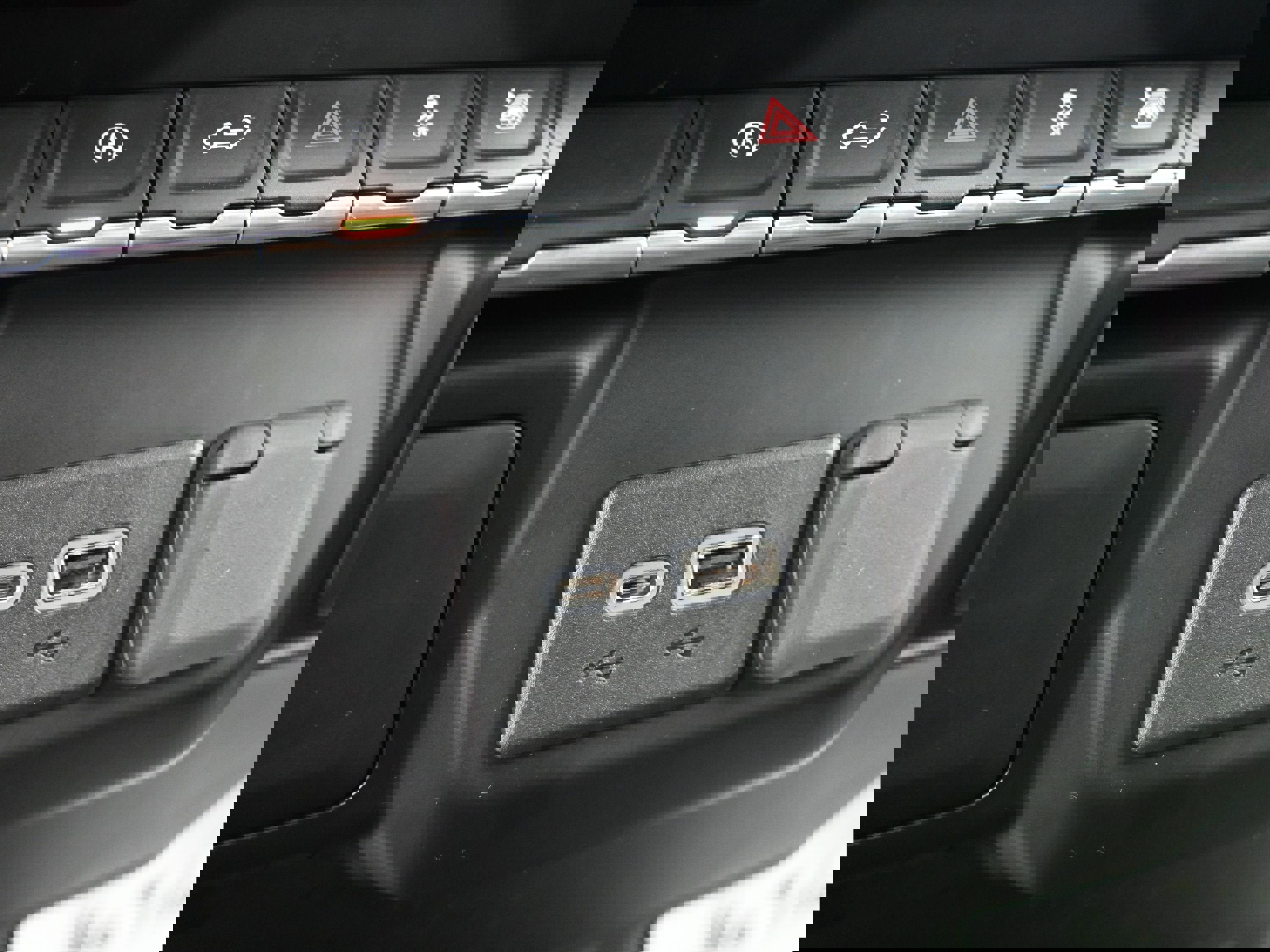 Used 2022 Chevrolet Silverado 1500 LT image 19