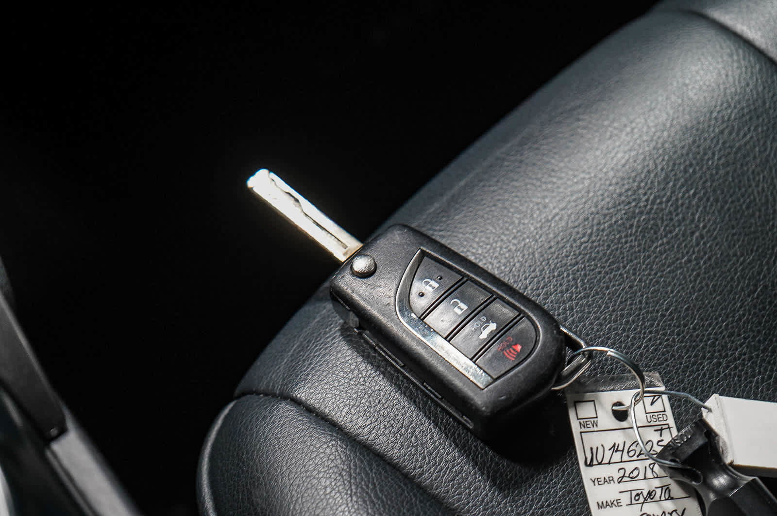 Used 2018 Toyota Camry SE w/ Protection Package (Q2) image 31