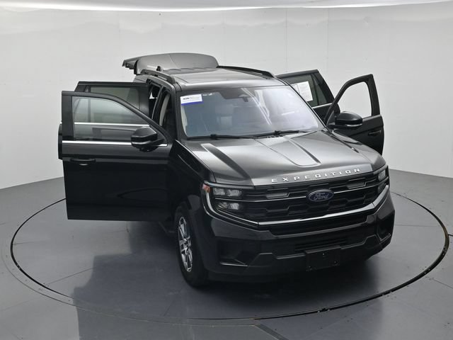 Certified 2025 Ford Expedition Active RWD image 55