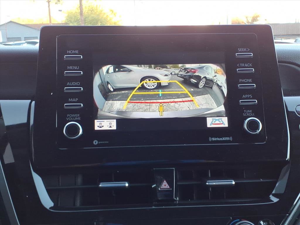 Used 2024 Toyota Camry SE image 19