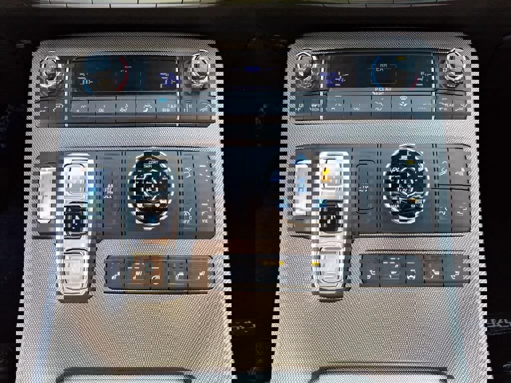 Used 2022 Hyundai Palisade Limited image 13