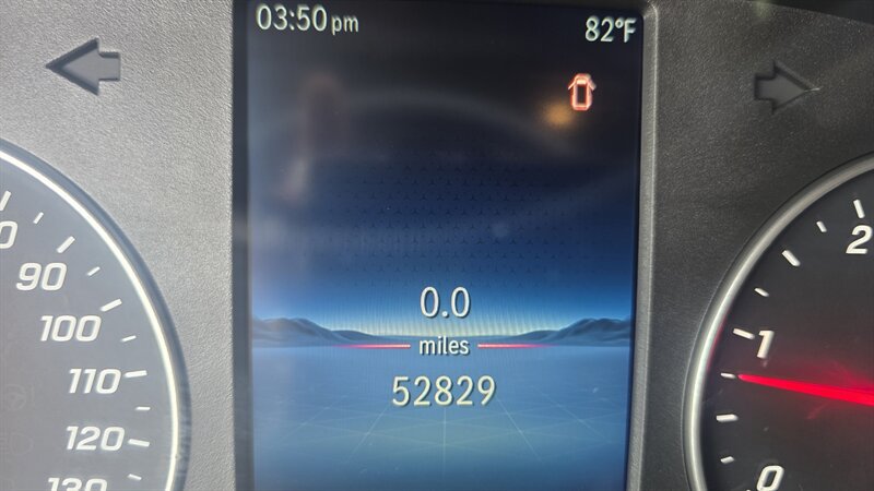 Used 2025 Mercedes-Benz Sprinter 2500 image 14