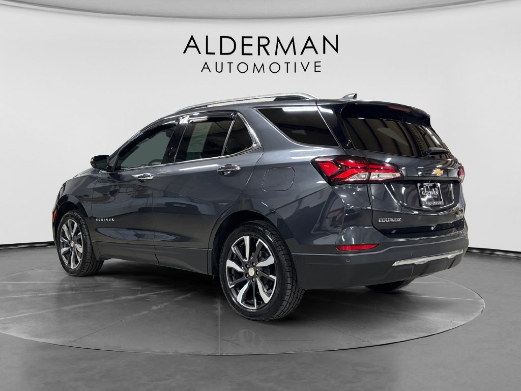 Used 2022 Chevrolet Equinox Premier AWD/4WD image 3