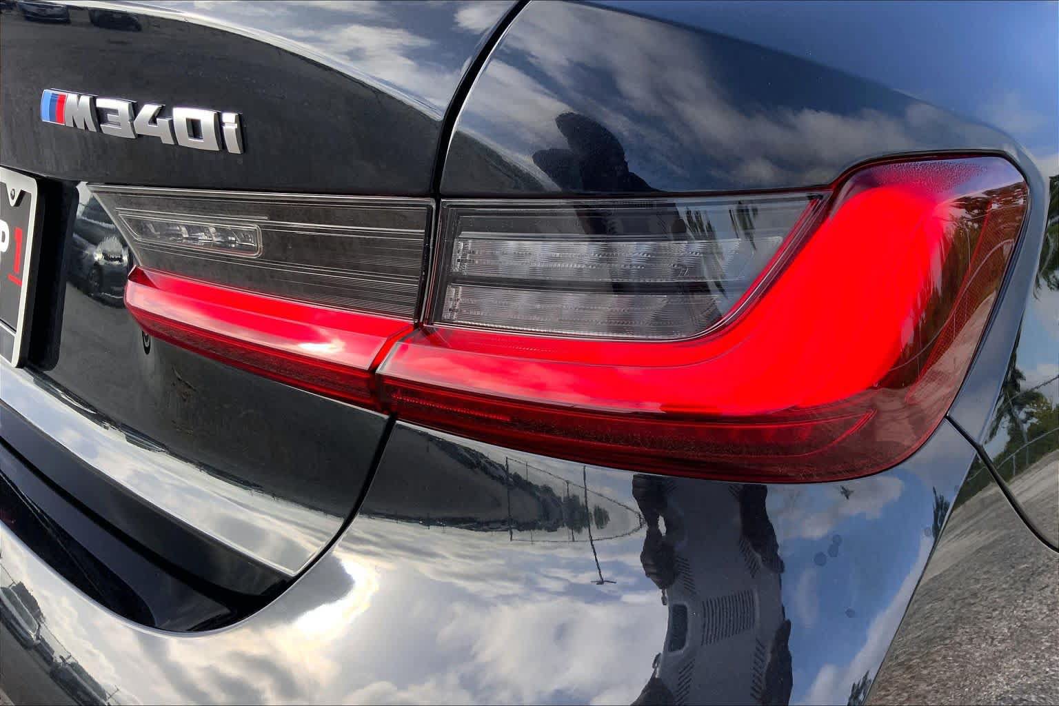 Used 2025 BMW M340i w/ Premium Package RWD image 30