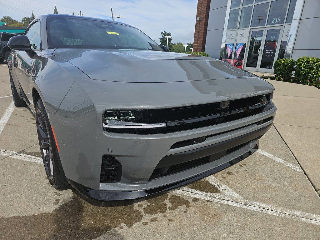 Certified 2026 Dodge Charger Scat Pack w/ Blacktop Package AWD/4WD image 5