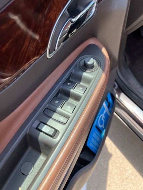 Used 2015 Buick Encore Leather w/ Experience Buick Package FWD image 12