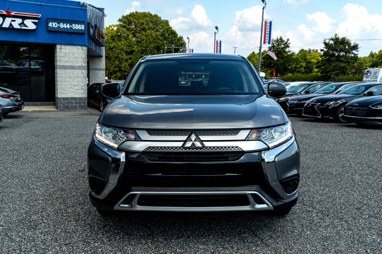 Used 2020 Mitsubishi Outlander ES image 2