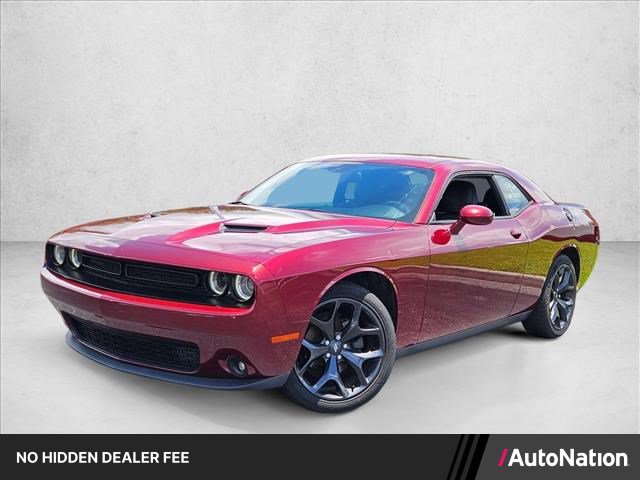 Used 2020 Dodge Challenger SXT w/ Blacktop Package RWD video 1