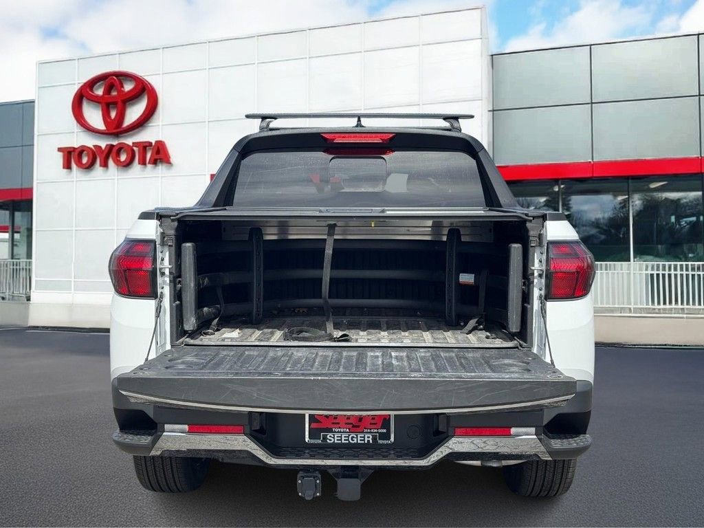 Used 2023 Hyundai Santa Cruz Limited image 6