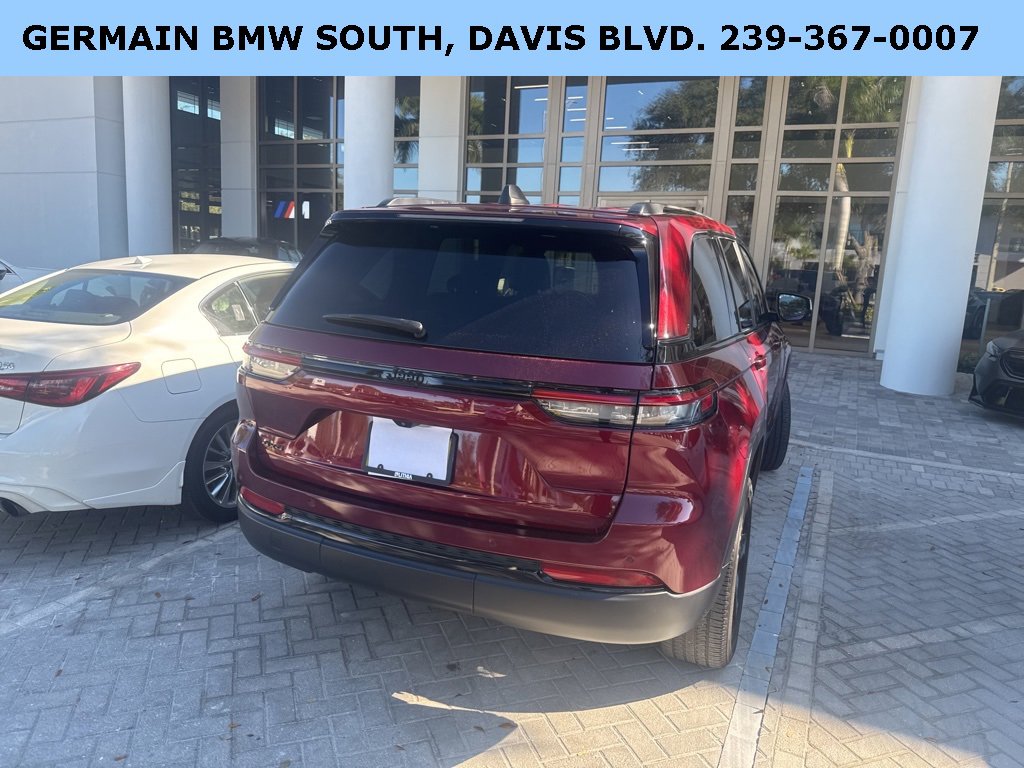 Used 2023 Jeep Grand Cherokee Altitude image 26