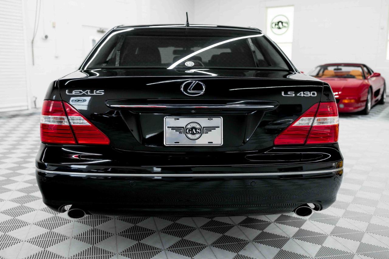 Used 2004 Lexus LS 430 RWD image 8