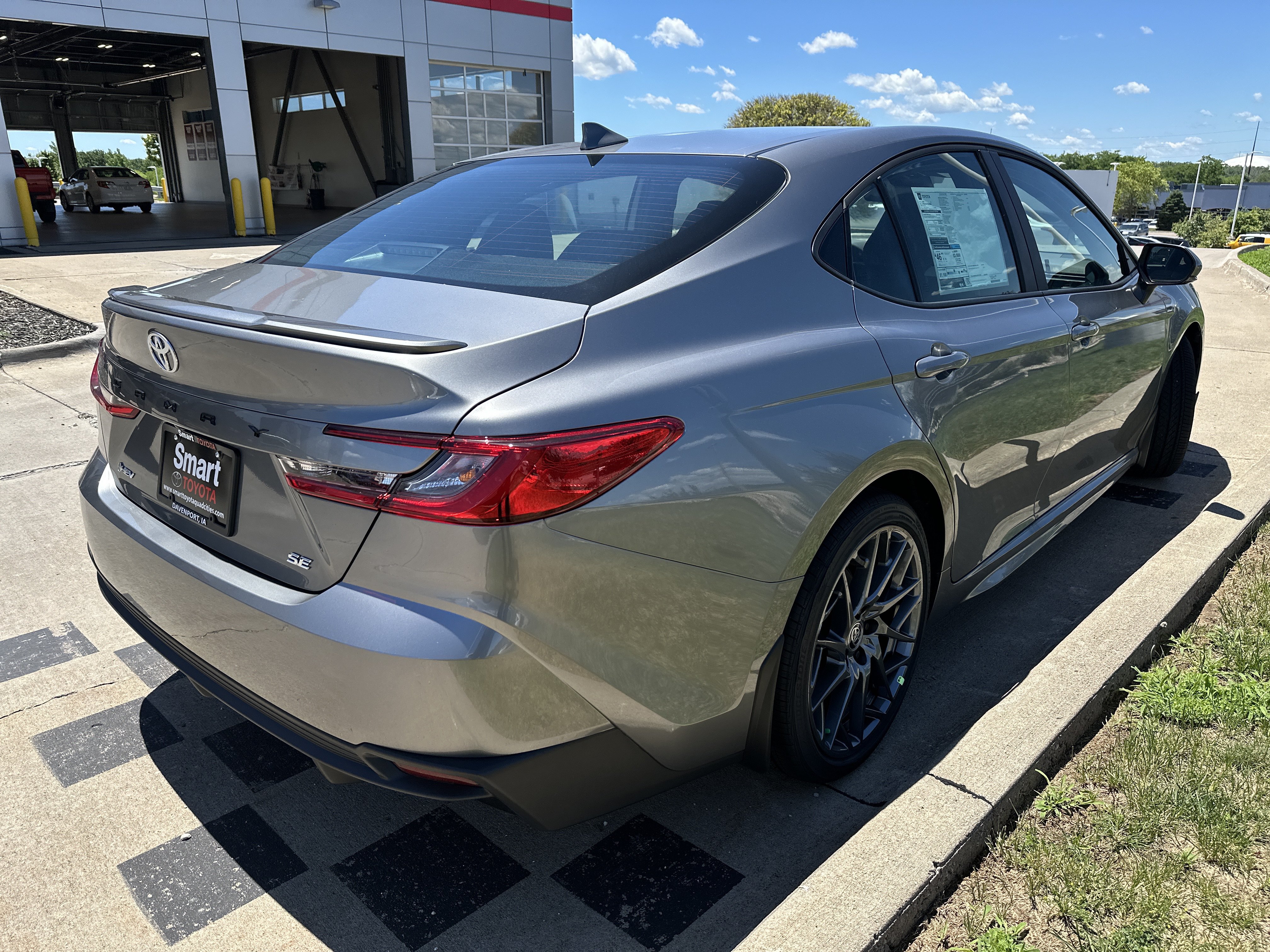New 2026 Toyota Camry SE w/ Convenience Package FWD image 6