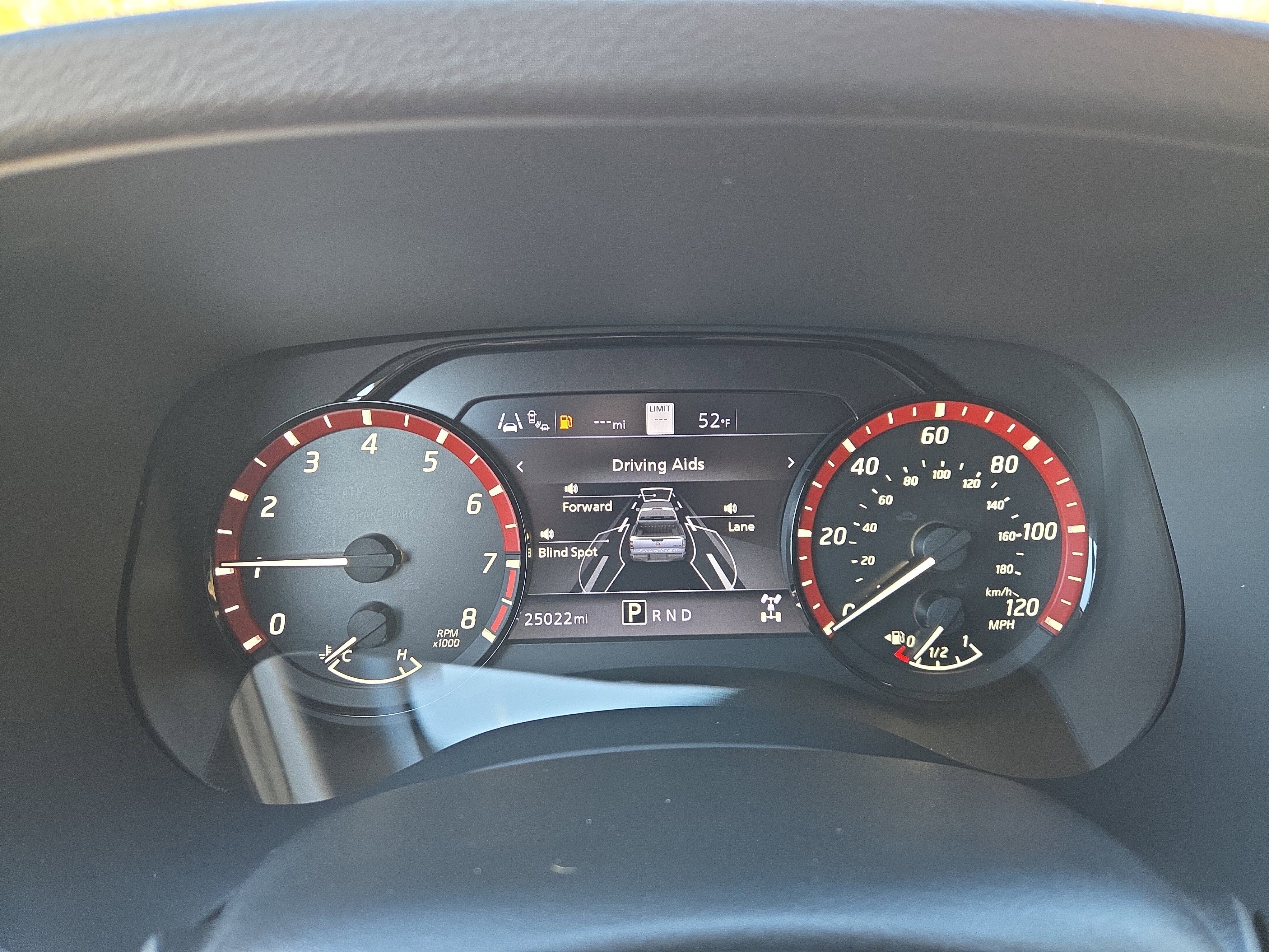 Used 2022 Nissan Frontier PRO-4X w/ Pro-4X Premium Package image 11