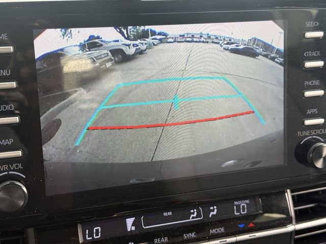 Used 2022 Toyota Sienna LE FWD image 17