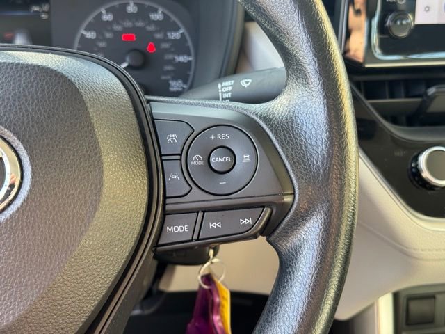 Used 2023 Toyota Corolla Cross L image 27