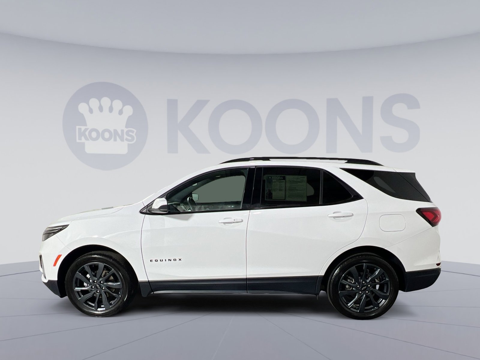 Used 2022 Chevrolet Equinox RS image 2