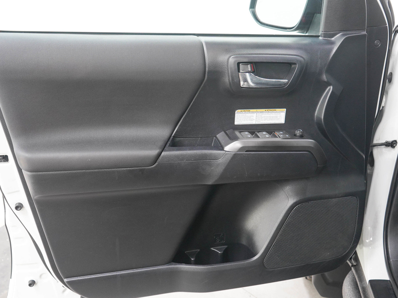 Used 2019 Toyota Tacoma TRD Off-Road AWD/4WD image 21