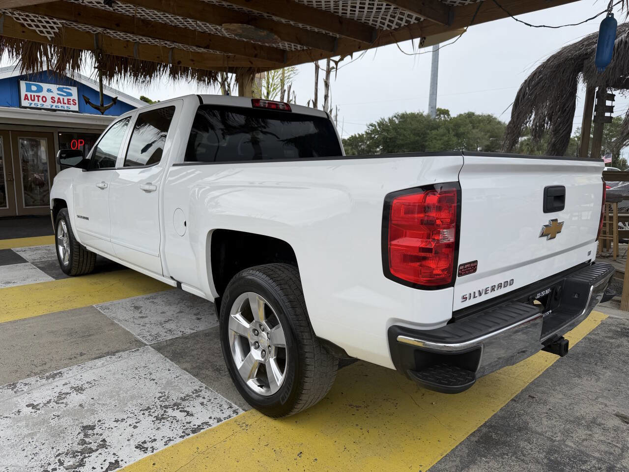 Used 2017 Chevrolet Silverado 1500 LT w/ All Star Edition RWD image 7