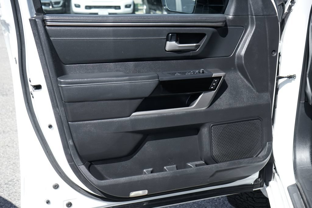 Used 2022 Toyota Tundra Limited AWD/4WD image 16