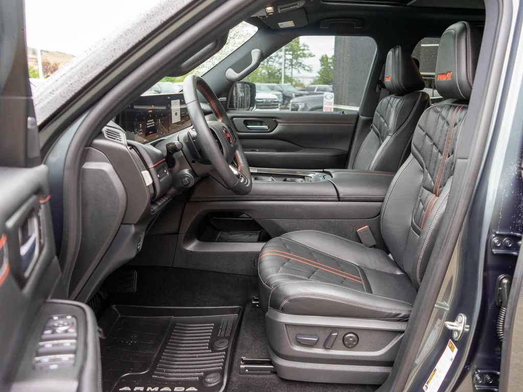 Used 2026 Nissan Armada PRO-4X AWD/4WD image 11