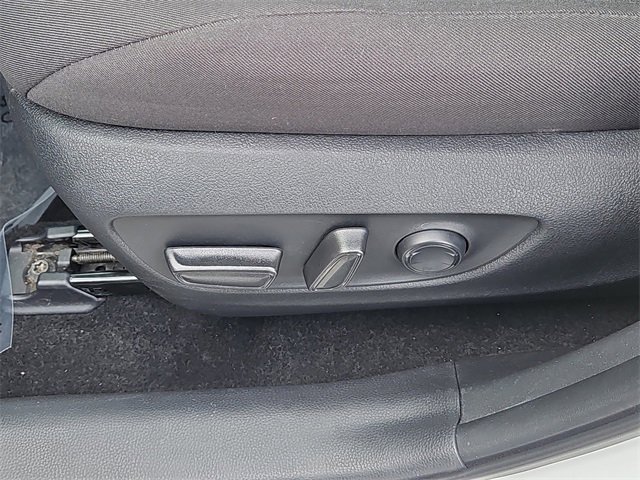 Used 2024 Toyota RAV4 XLE image 17