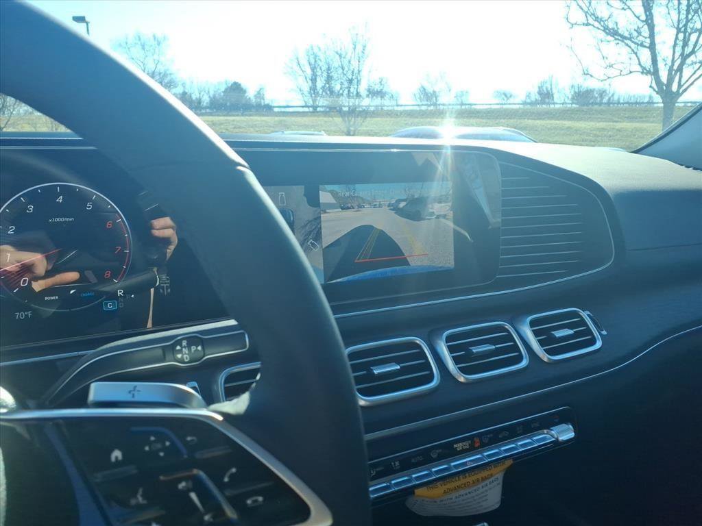 New 2026 Mercedes-Benz GLS 450 4MATIC image 16