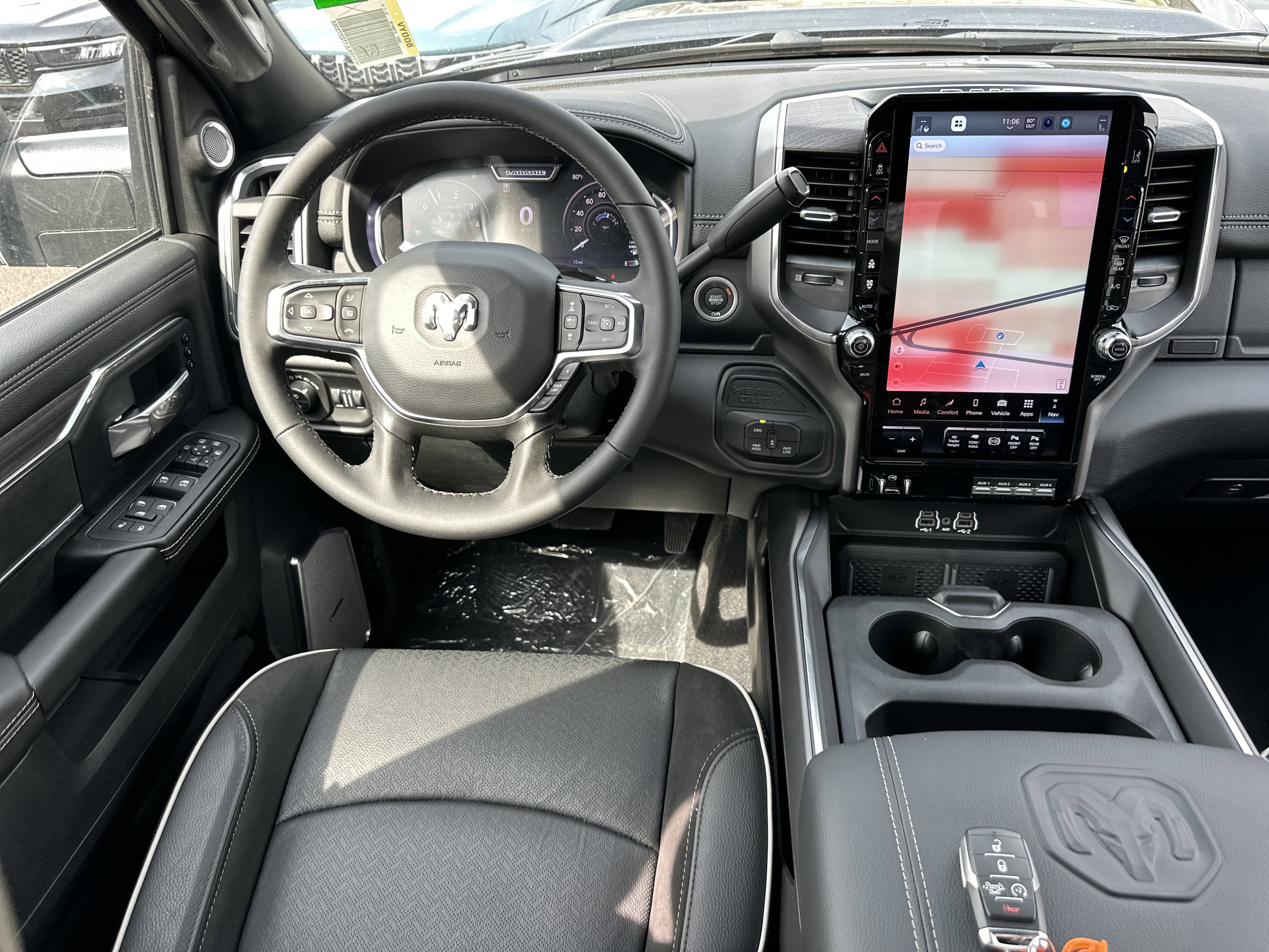 New 2026 RAM 3500 Laramie AWD/4WD image 34