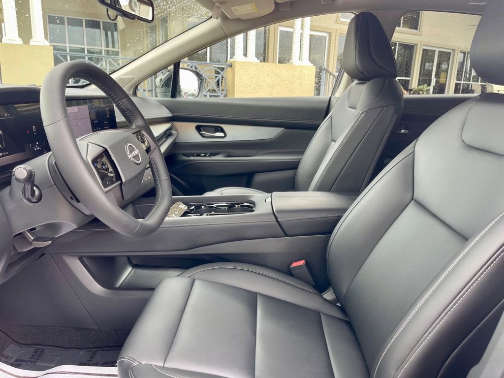 Used 2025 Nissan Murano SL image 11