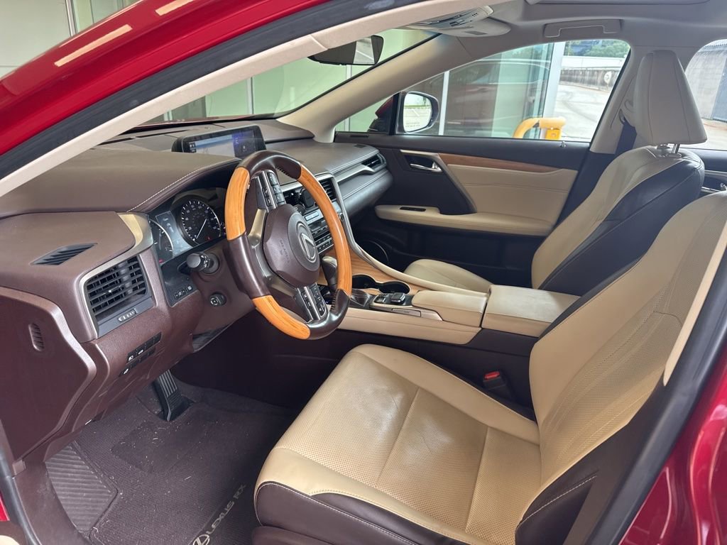 Used 2018 Lexus RX 350L FWD image 3