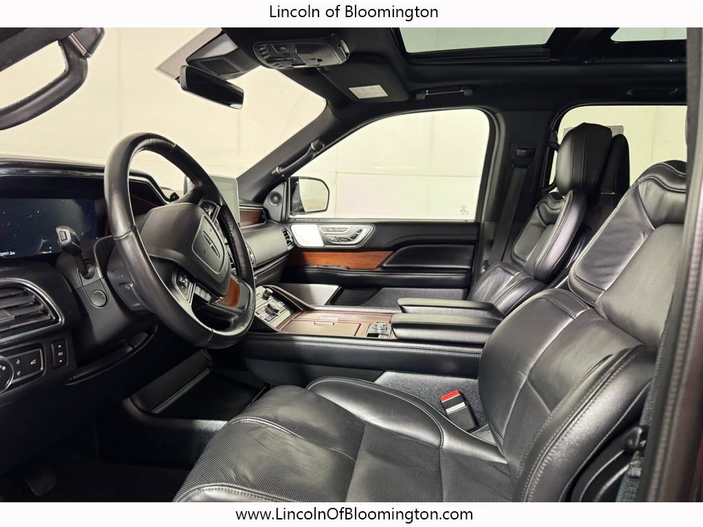 Used 2019 Lincoln Navigator Reserve AWD/4WD image 32