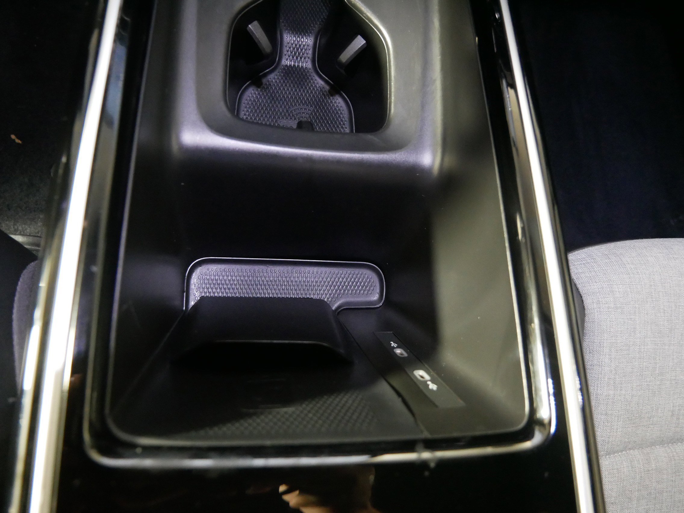 Certified 2024 Volkswagen ID.4 Pro image 30