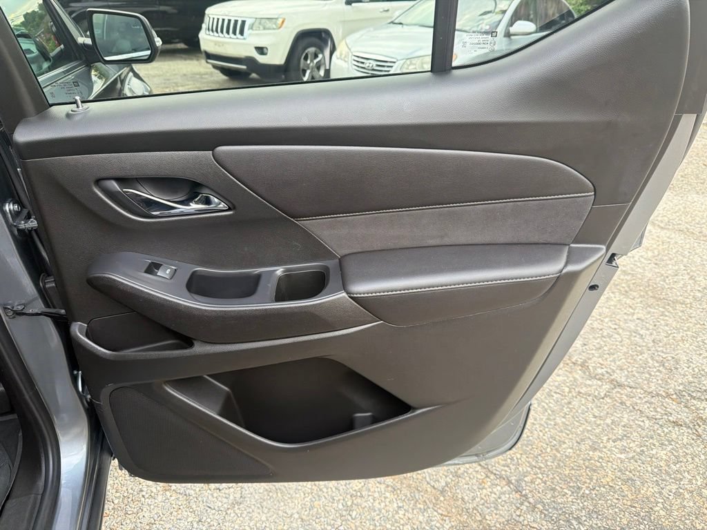 Used 2021 Chevrolet Traverse High Country w/ LPO, Floor Liner Package AWD/4WD image 50