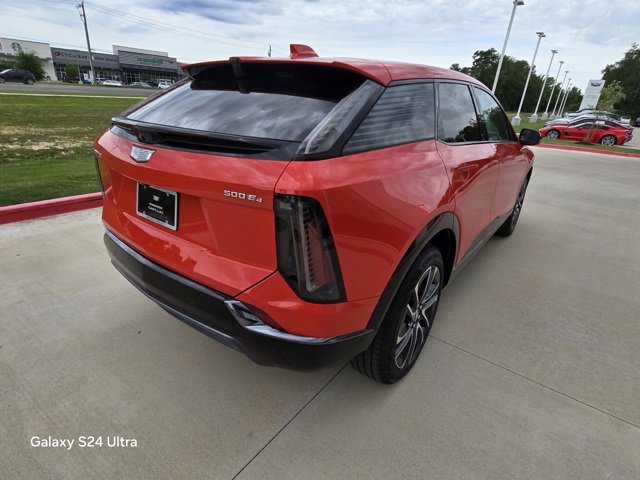 New 2025 Cadillac Optiq Sport 1 w/ LPO, Floor Liner Package image 5