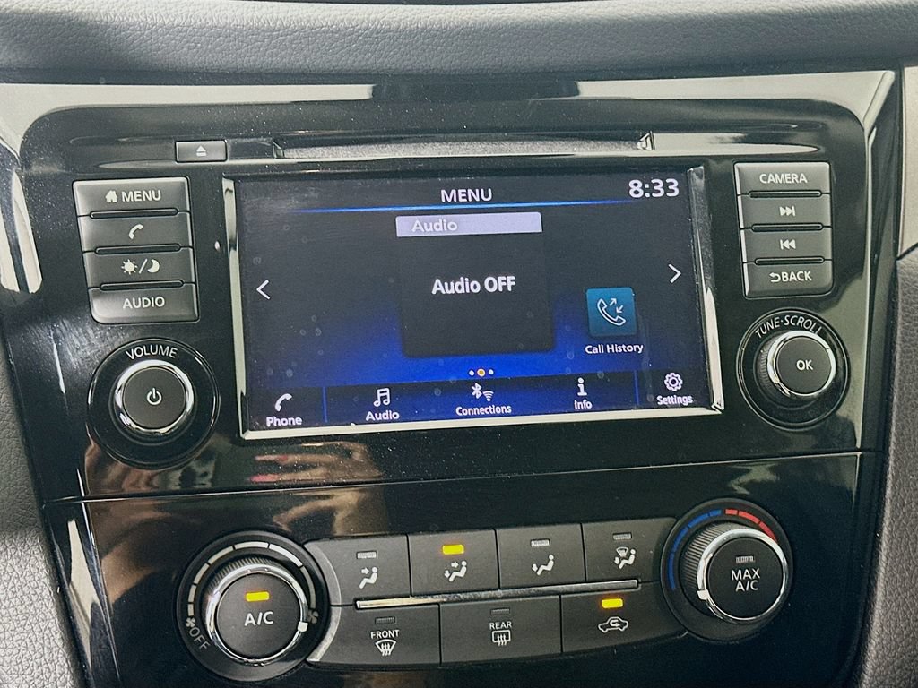 Used 2020 Nissan Rogue Sport S FWD image 12