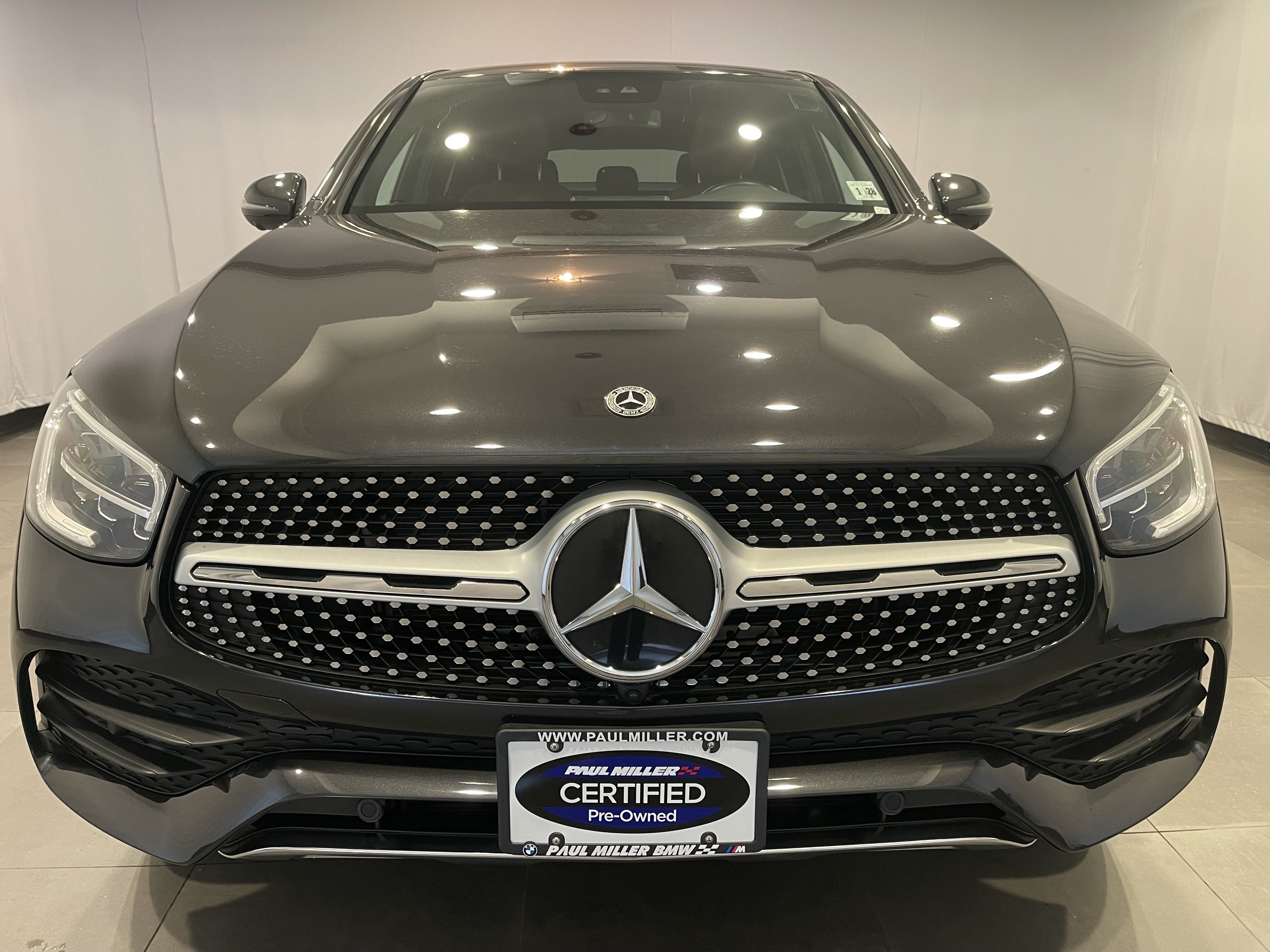 Used 2023 Mercedes-Benz GLC 300 4MATIC Coupe image 2